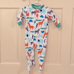 NWOT Carter’s 🐘🦒🦓 Fleece Footie Animal Pajamas, Size 12 months